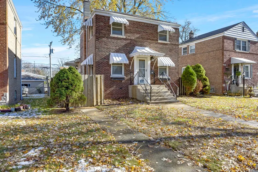 14237 S Greenbay Avenue, Burnham, IL 60633 - Image #3