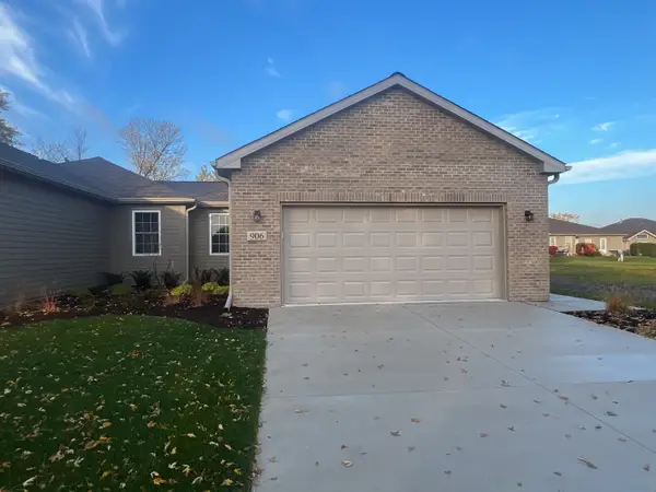 906 Lange Avenue, Beecher, IL 60401
