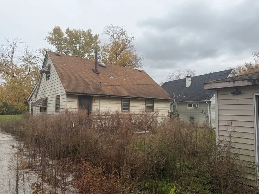 16610 Geneva Drive, Harvey, IL 60426 - Image #2