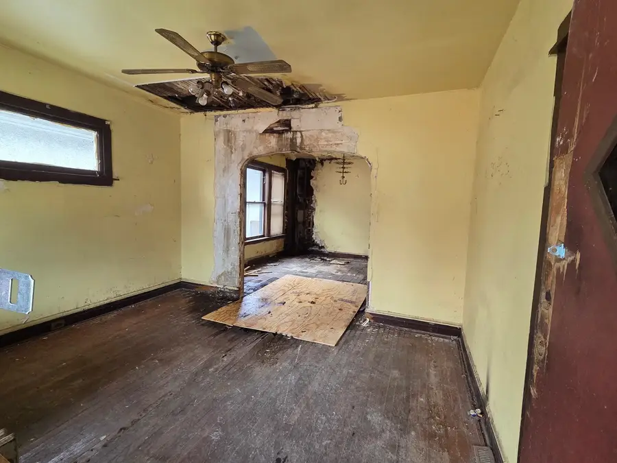 10514 S Perry Avenue, Chicago, IL 60628 - Image #3