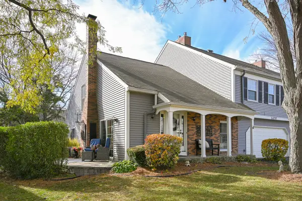 2S737 Timber Drive, Warrenville, IL 60555