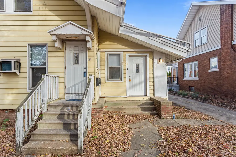 Address Withheld By Seller, Urbana, IL 61801 - Image #3