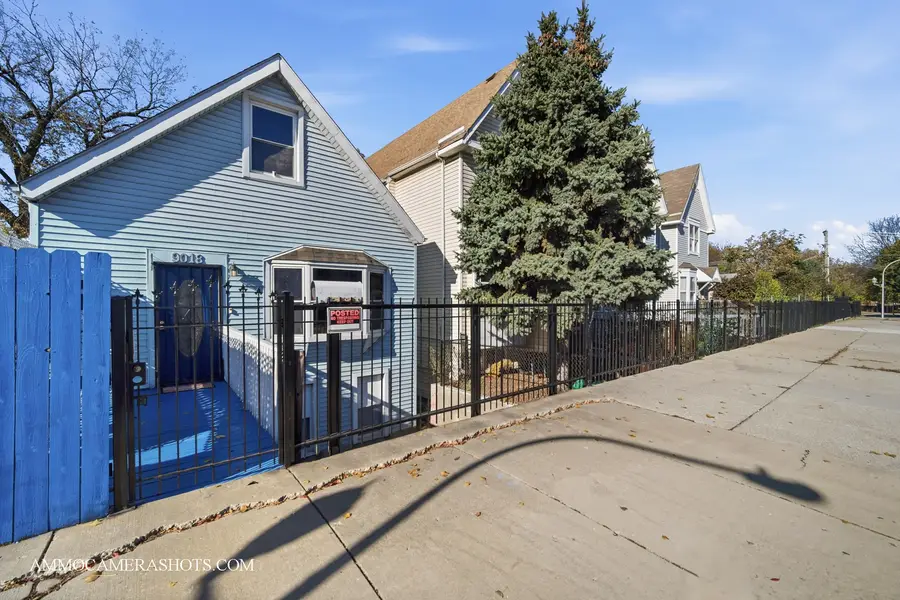 9018 S Brandon Avenue, Chicago, IL 60617 - Image #2