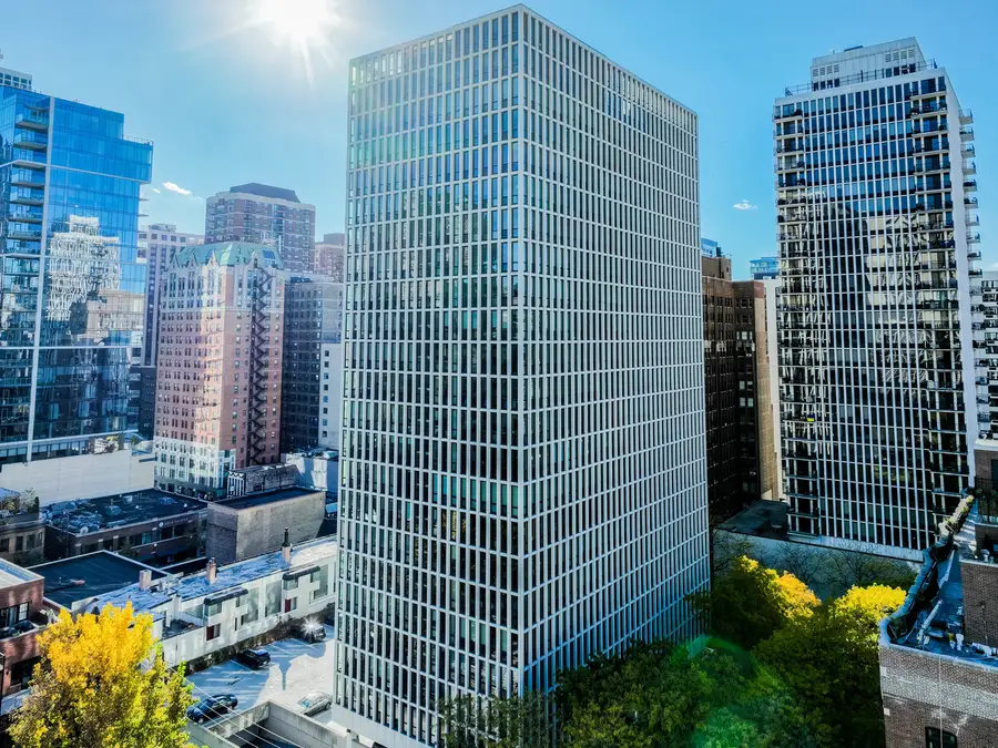 Address Withheld By Seller, Chicago, IL 60610 - Image #2