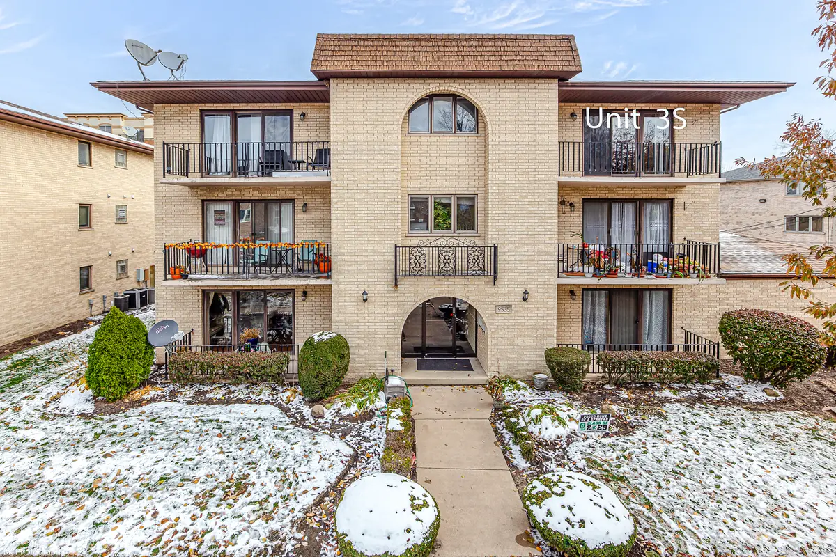 9535 S 53rd Avenue #3S, Oak Lawn, IL 60453 - Image #1