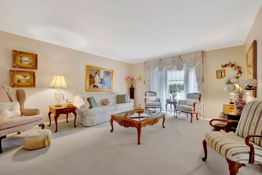 Address Withheld By Seller, Oak Lawn, IL 60453 - Image #2