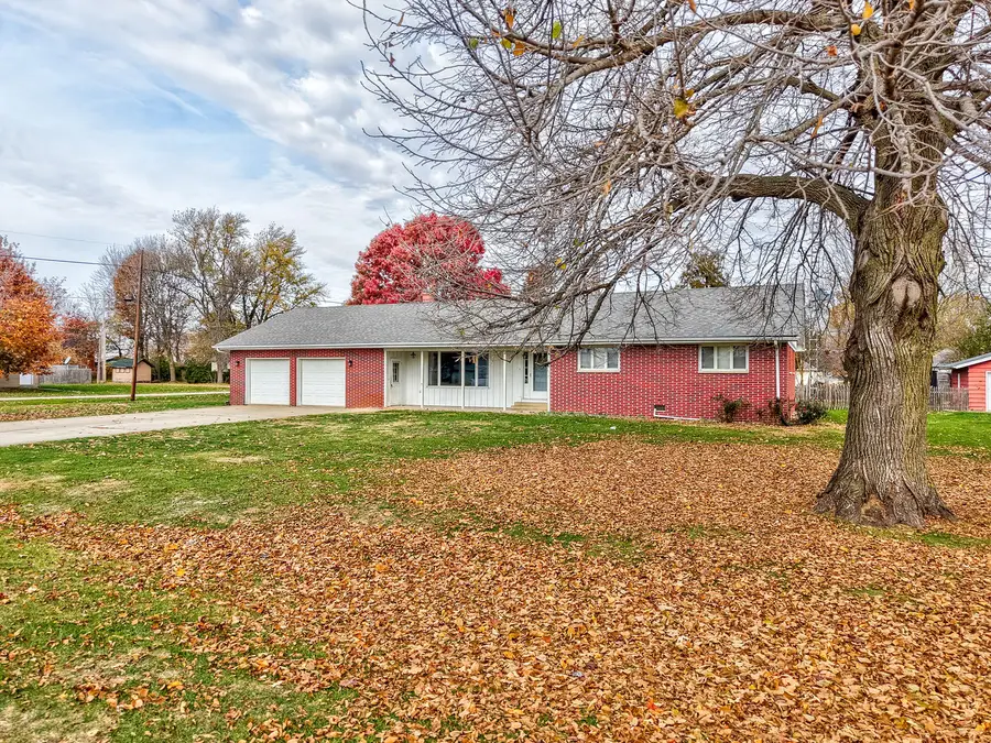 761 N 3906th Road, Triumph, IL 61371 - Image #2