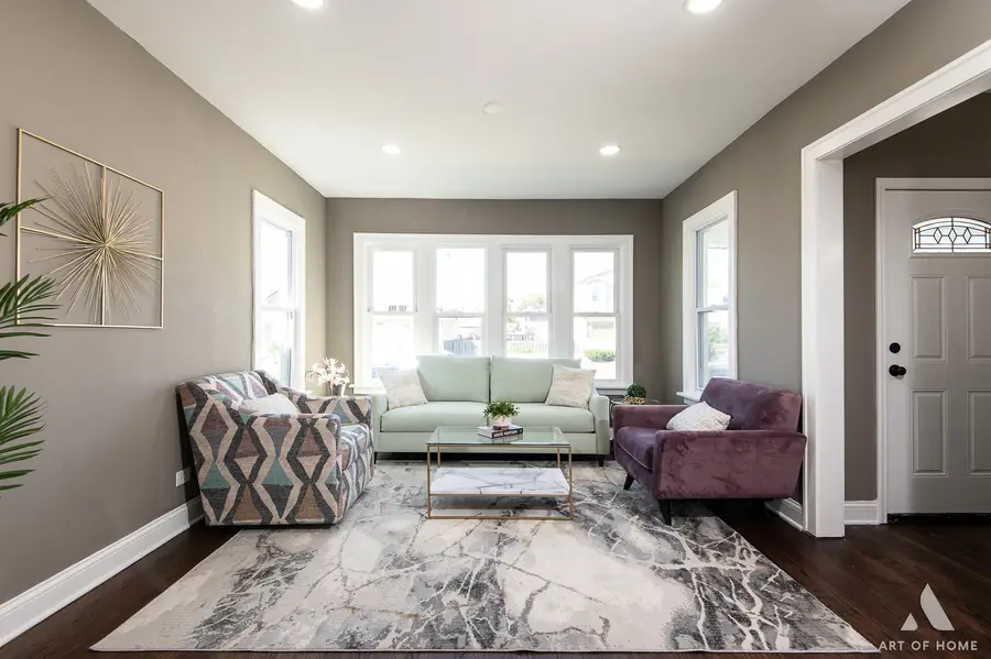 10813 S Eggleston Avenue, Chicago, IL 60628 - Image #2