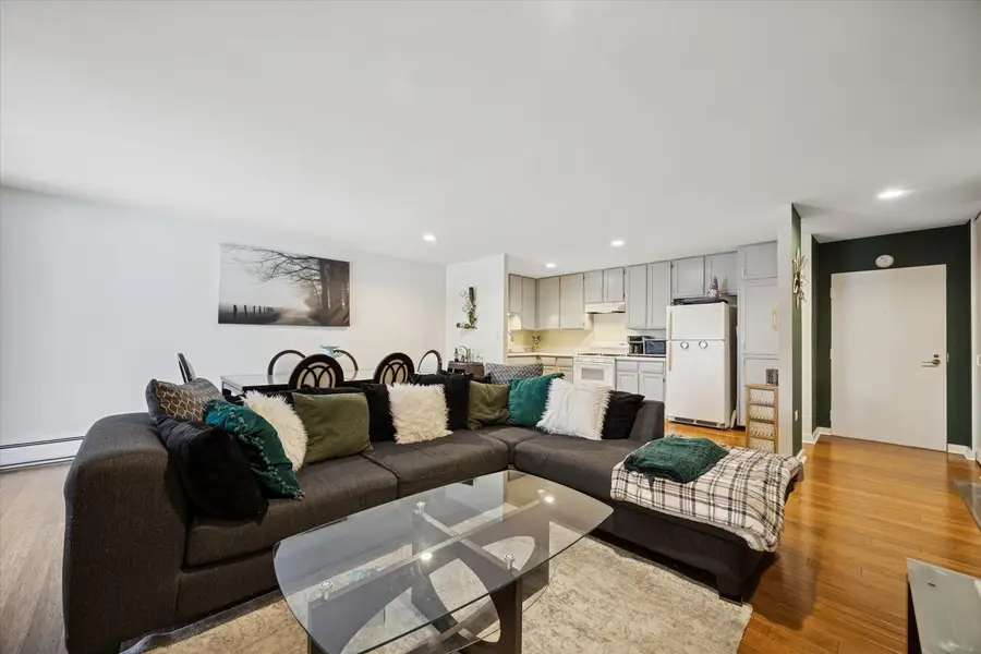 1041 W Ogden Avenue #320, Naperville, IL 60563 - Image #2