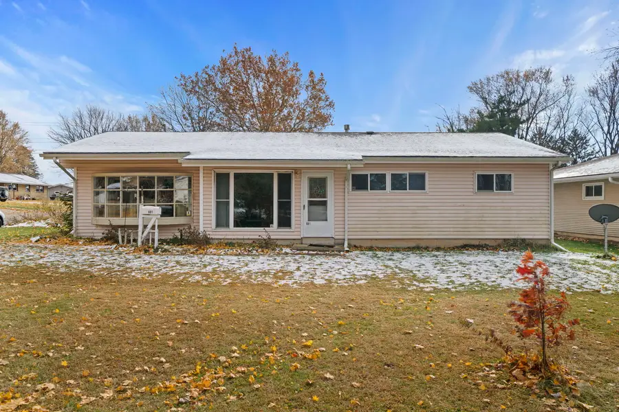 601 W 1st Street, Mount Morris, IL 61054 - Image #2