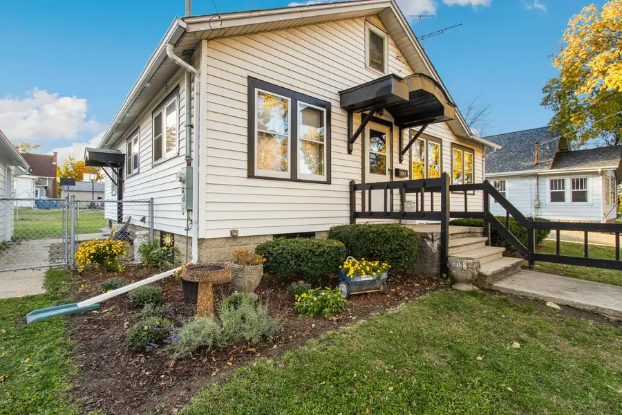 1017 S Galena Avenue, Dixon, IL 61021 - Image #3