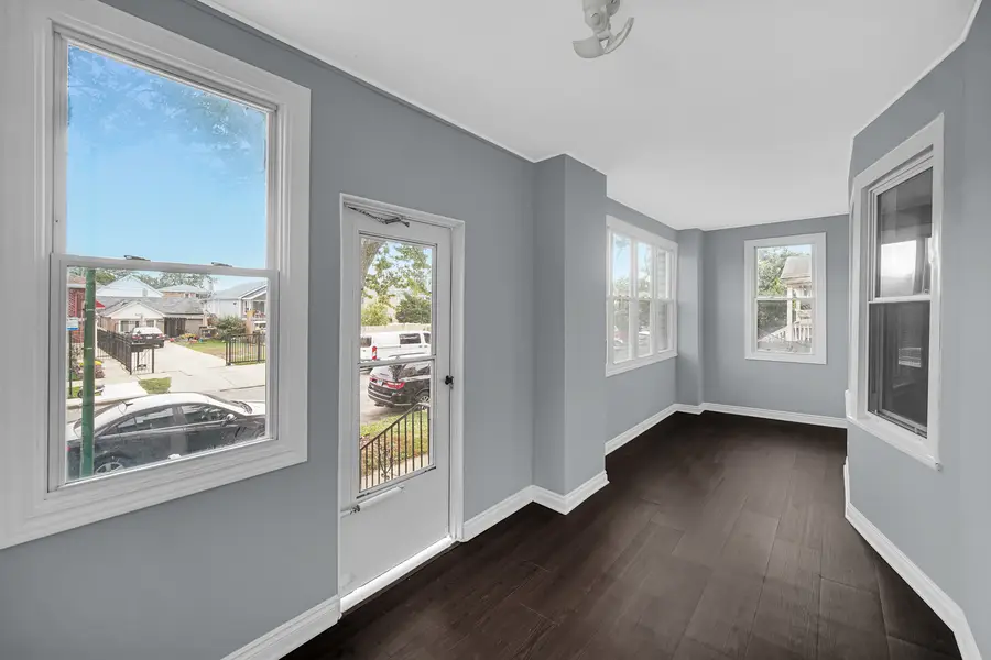 2164 N Melvina Avenue, Chicago, IL 60639 - Image #3