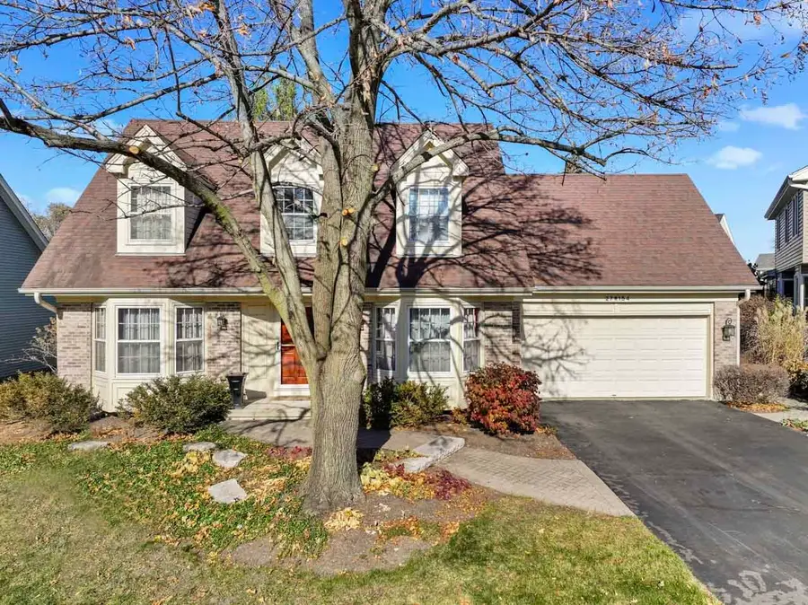 27W154 Chartwell Drive, Winfield, IL 60190 - Image #2