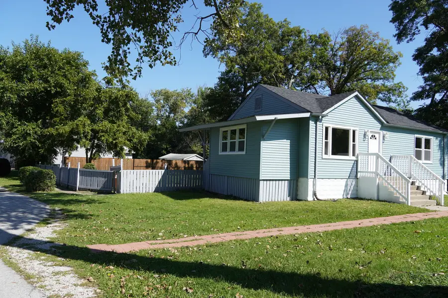 123 N Glenwood Avenue, Glenwood, IL 60425 - Image #3