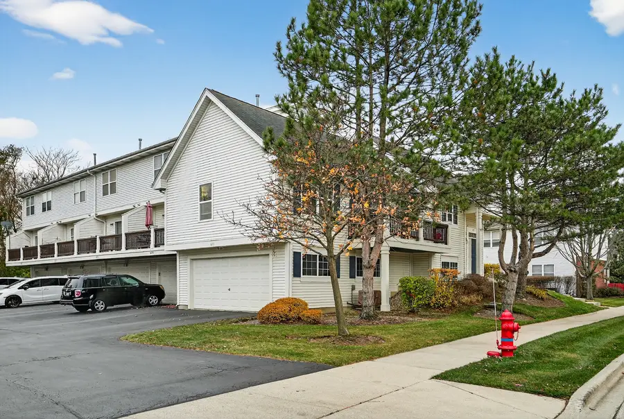 671 River Mill Parkway, Wheeling, IL 60090 - Image #2