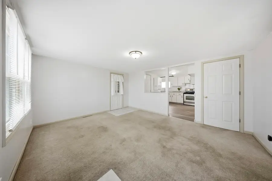 901 Hermann Road, Lee, IL 60530 - Image #3