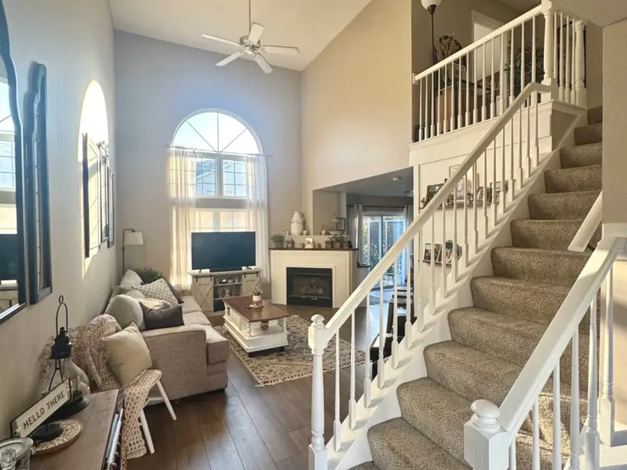 1640 Abington Lane, North Aurora, IL 60542 - Image #3