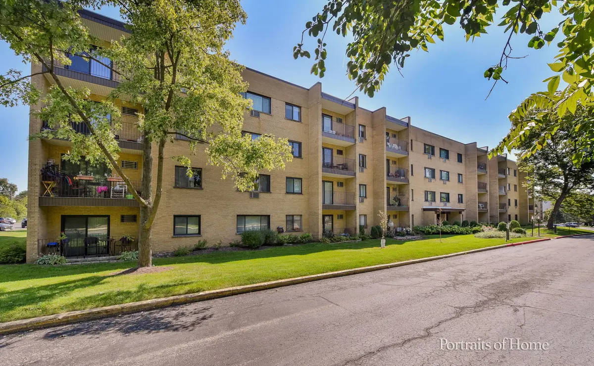 6630 S Brainard Avenue #203, Countryside, IL 60525 - Image #1