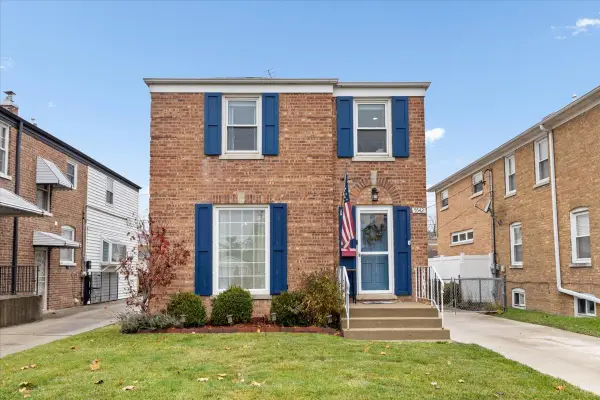 5542 N Osceola Avenue, Chicago, IL 60656