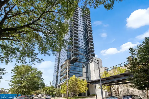 860 W Blackhawk Street #204, Chicago, IL 60642