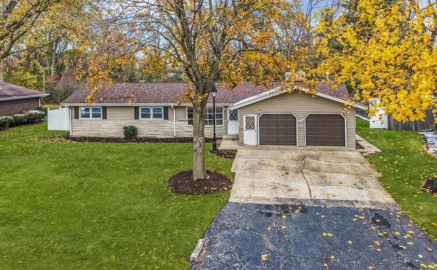 2815 Sheffield Drive, New Lenox, IL 60451 - Image #2