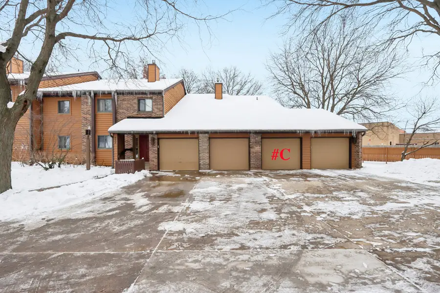 Address Withheld By Seller, Elgin, IL 60120 - Image #3
