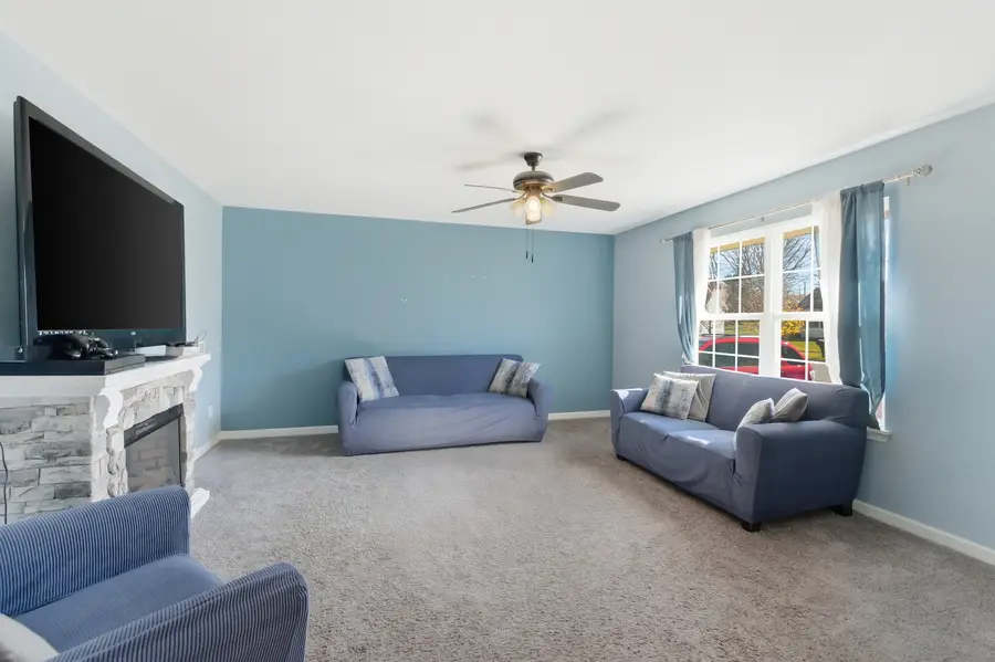 145 Heatherfield Lane, Dekalb, IL 60115 - Image #2