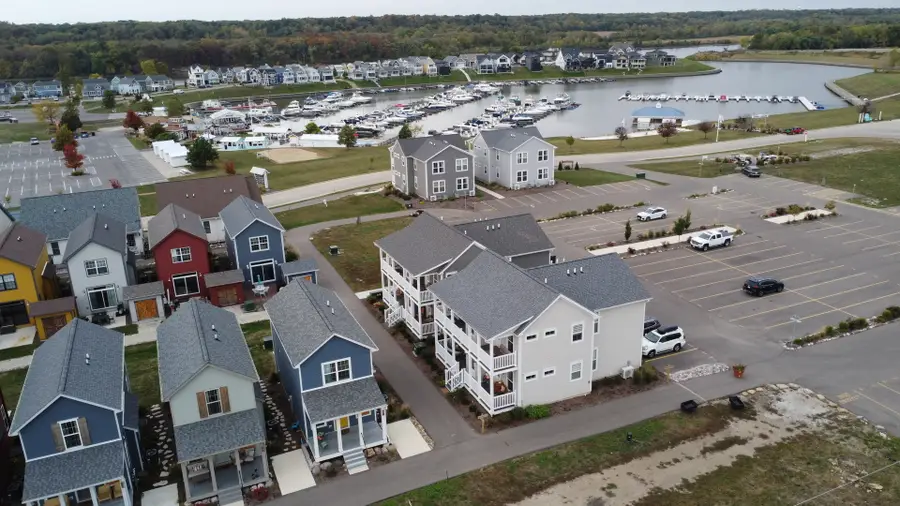 100 Great Loop Drive #70, Ottawa, IL 61350 - Image #2