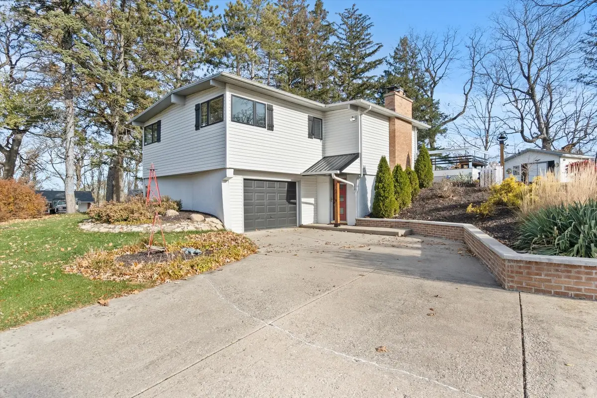 214 Pottawatomie Lane, New Lenox, IL 60451 - Image #1