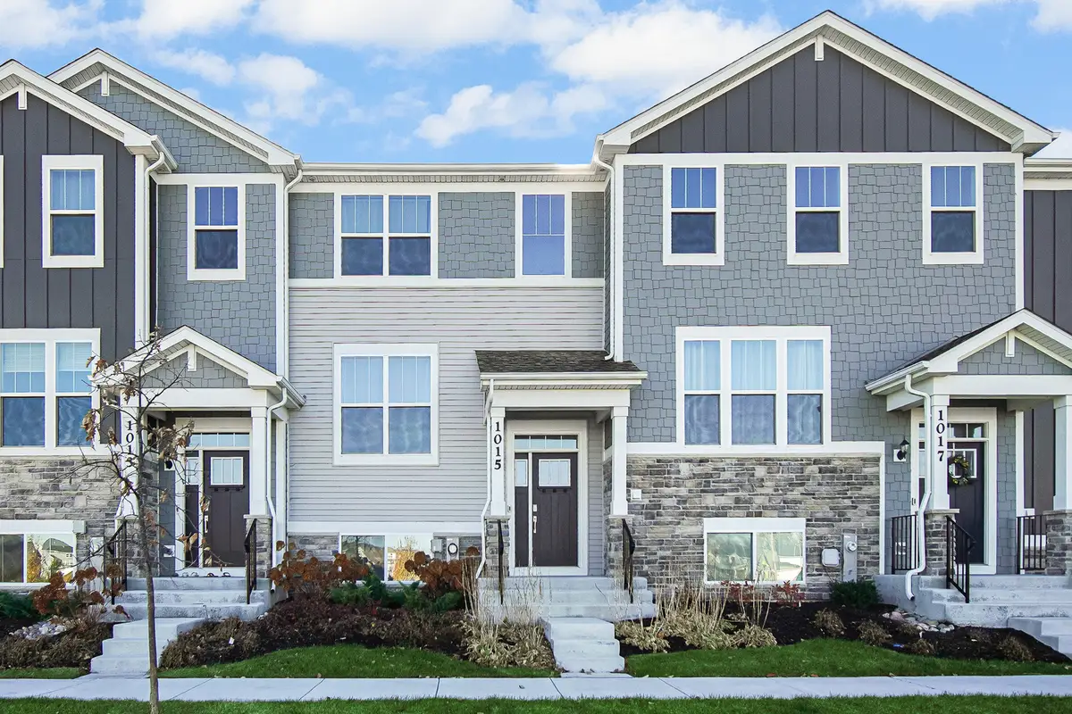 1015 Atterberg Road, South Elgin, IL 60177 - Image #1