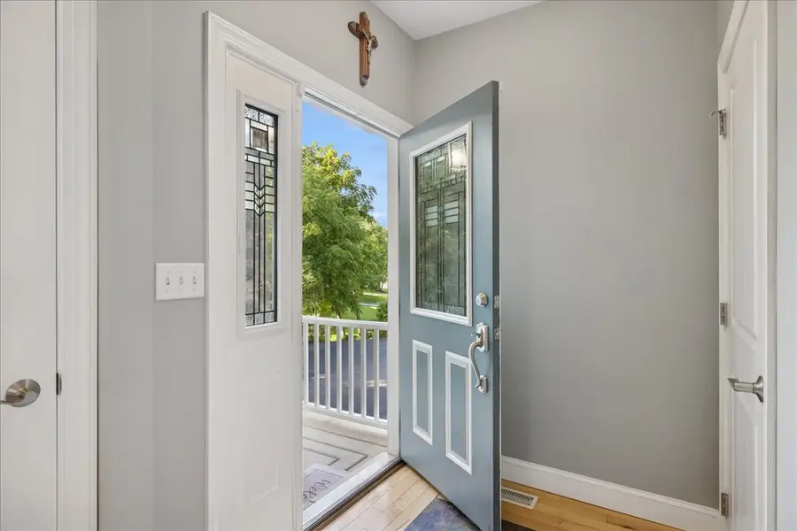 980 Dakota Drive, Woodstock, IL 60098 - Image #3