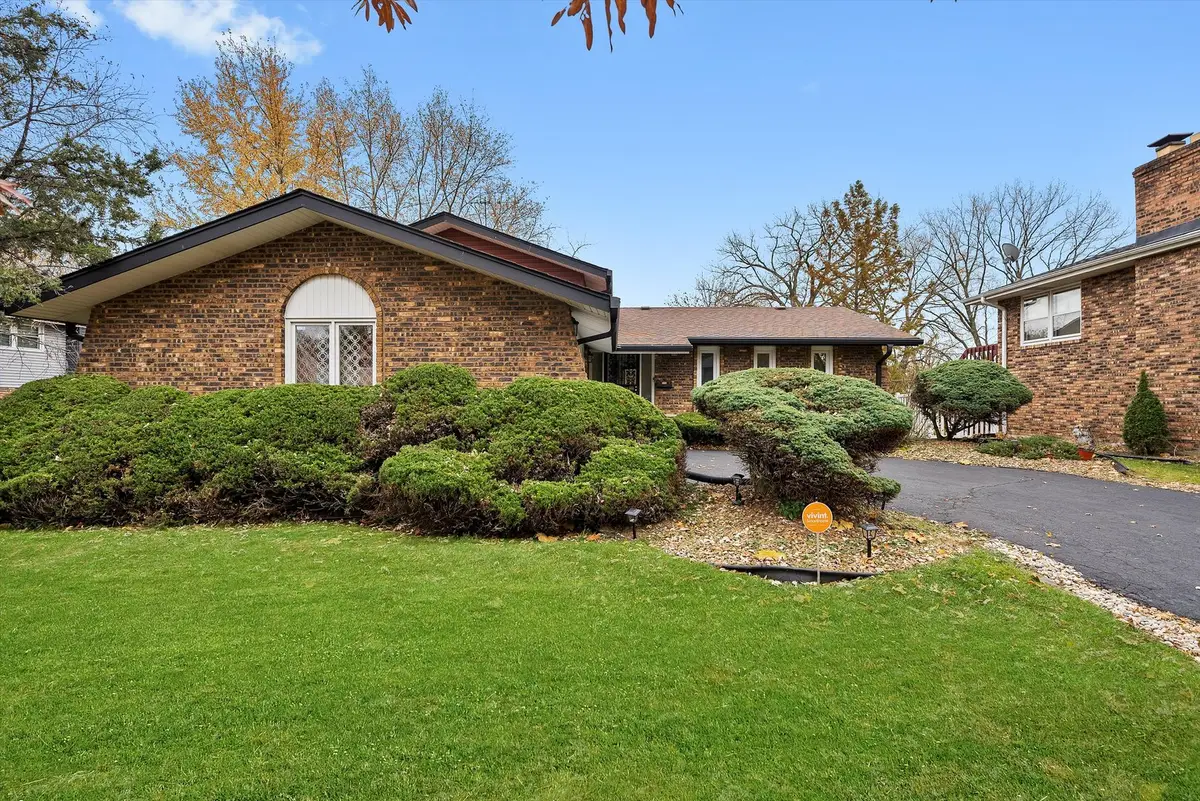 17731 Larkspur Lane, Homewood, IL 60430 - Image #1