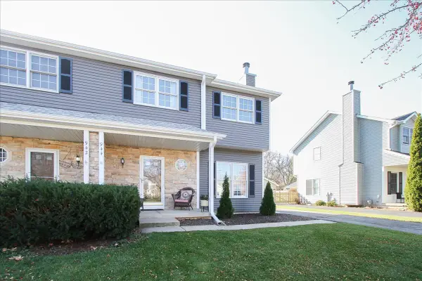 Address Withheld By Seller, Batavia, IL 60510