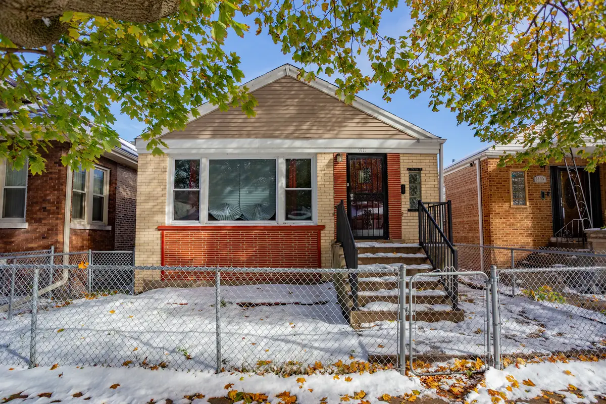 9111 S Kingston Avenue, Chicago, IL 60617 - Image #1