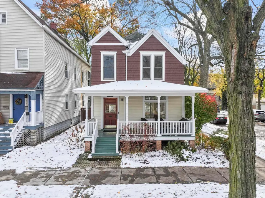 2135 W Leland Avenue, Chicago, IL 60625 - Image #3