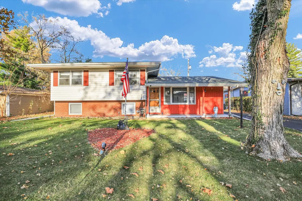 1214 Eastern Drive, Urbana, IL 61801 - Image #1