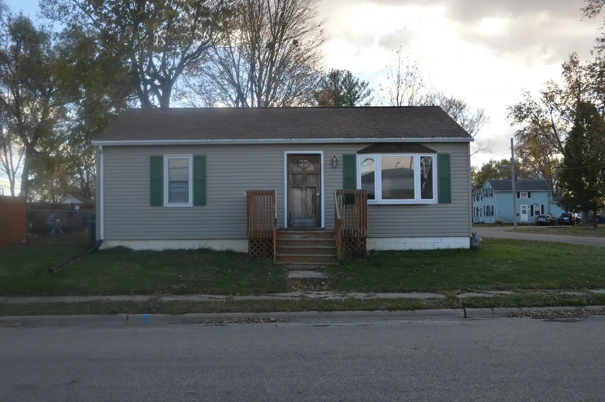 120 W Marquette Street, Princeton, IL 61356 - Image #1