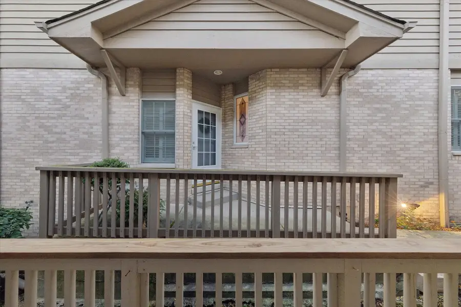 315 Regal Court, Clarendon Hills, IL 60514 - Image #3