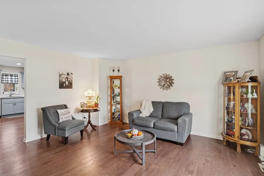 567 7th Circle, Marengo, IL 60152 - Image #3