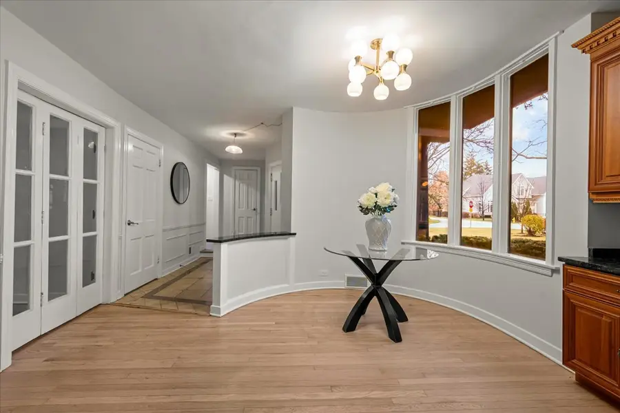 1553 Hawthorne Lane, Glenview, IL 60025 - Image #3