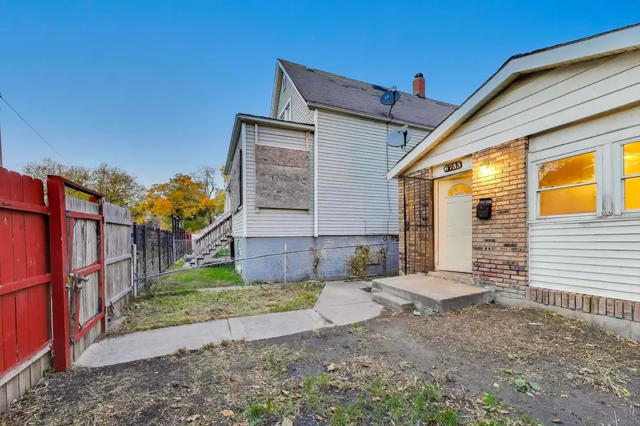 6733 S Throop Street, Chicago, IL 60636 - Image #3