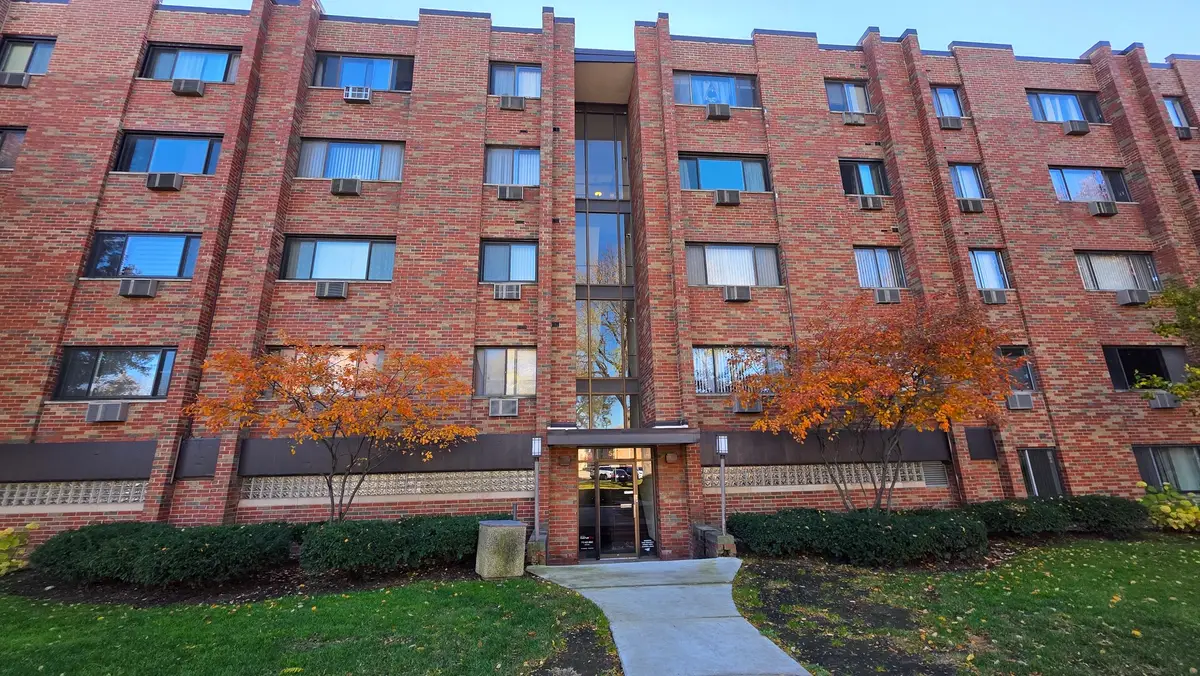 5310 N Chester Avenue #223, Chicago, IL 60656 - Image #1