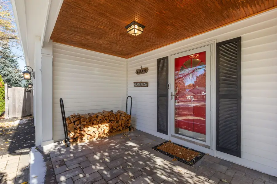 Address Withheld By Seller, Winfield, IL 60190 - Image #2