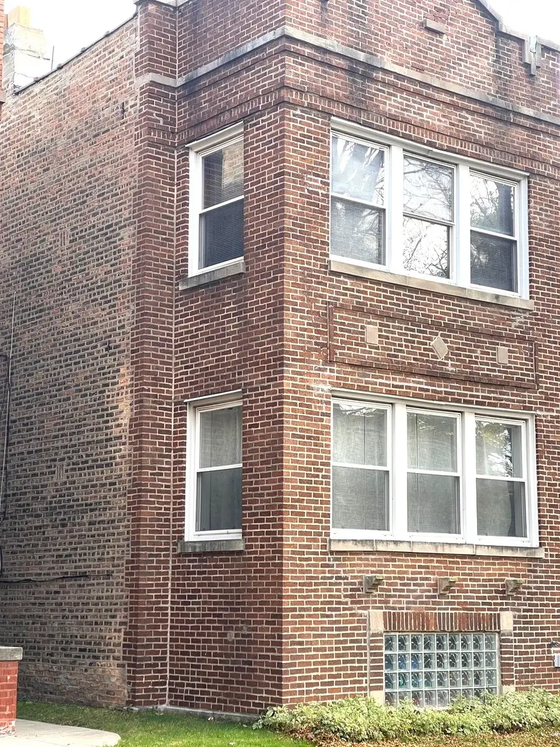 5653 N Talman Avenue, Chicago, IL 60659 - Image #2
