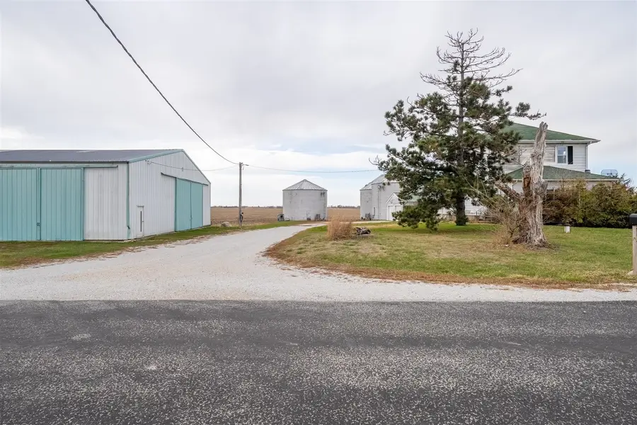 28234 N 1600 East Road, Gridley, IL 61744 - Image #3