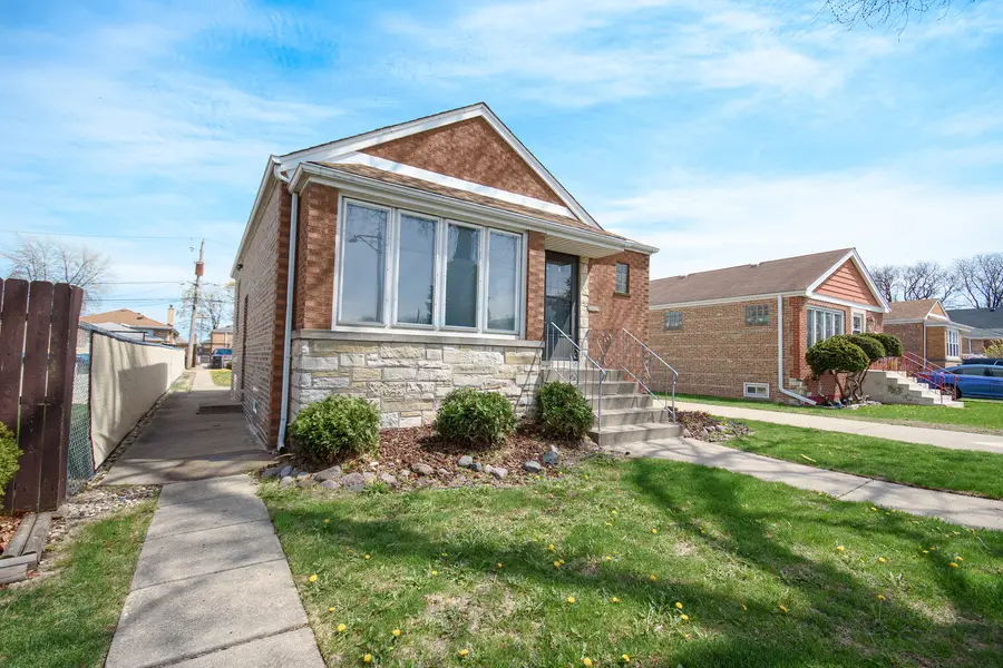 5533 S Menard Avenue, Chicago, IL 60638 - Image #3