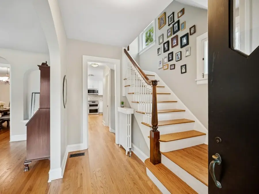 736 Central Street, Evanston, IL 60201 - Image #2