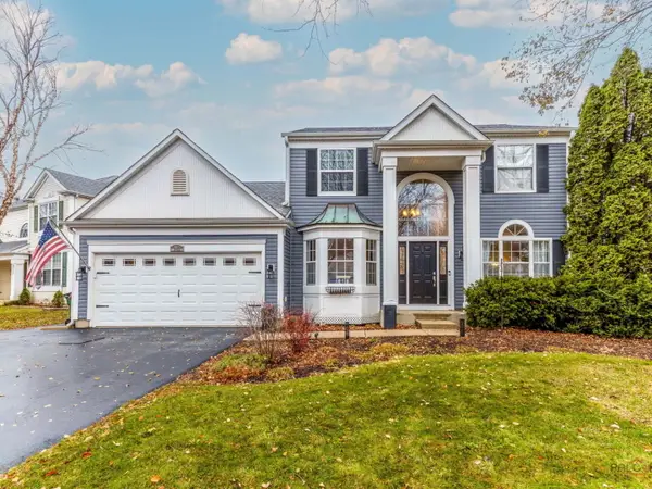 943 Chesapeake Boulevard, Grayslake, IL 60030