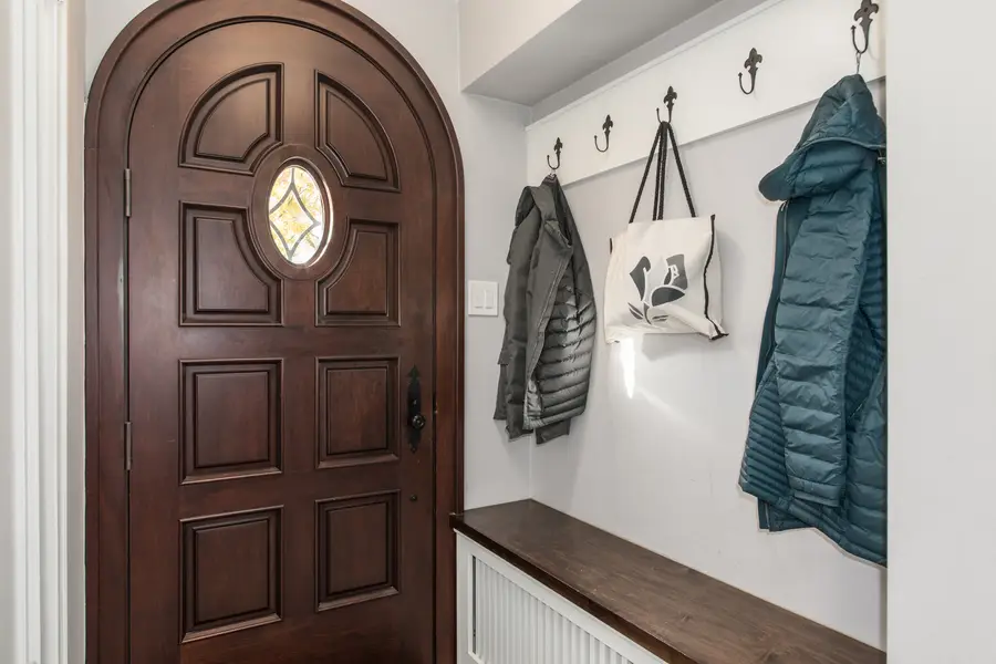 Address Withheld By Seller, Park Ridge, IL 60068 - Image #3