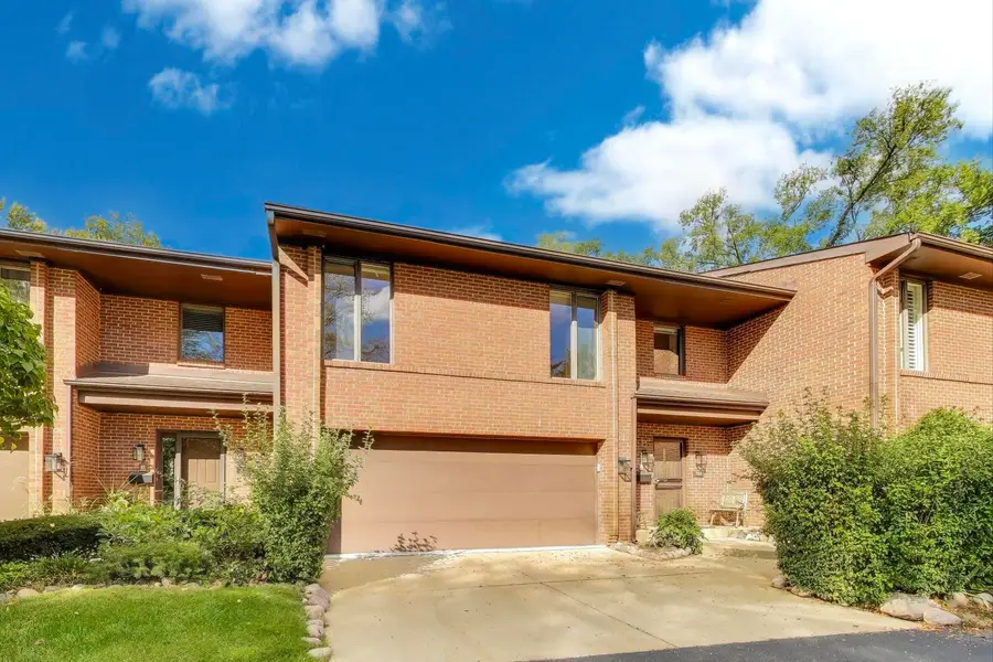 300 Boardwalk Place, Park Ridge, IL 60068 - Image #3